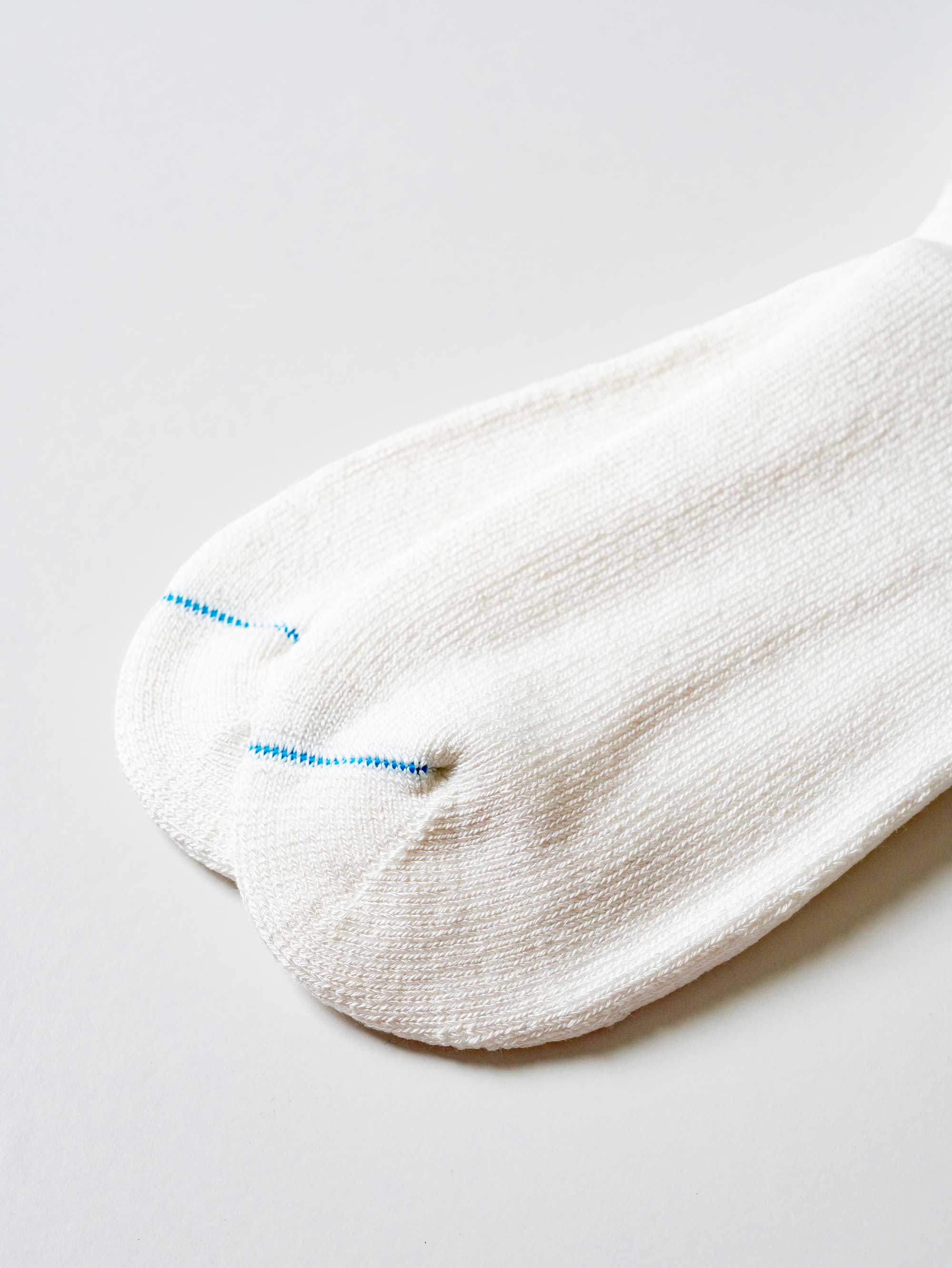 HD-1 // Bamboo Work Socks - White